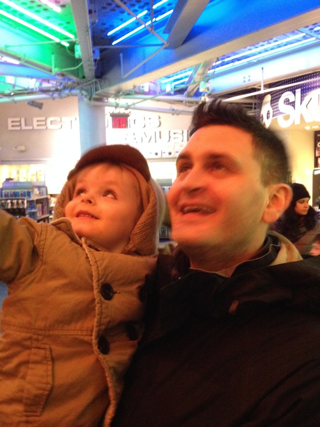 Hey, Unca Chad! Help me terrify daddy up there!