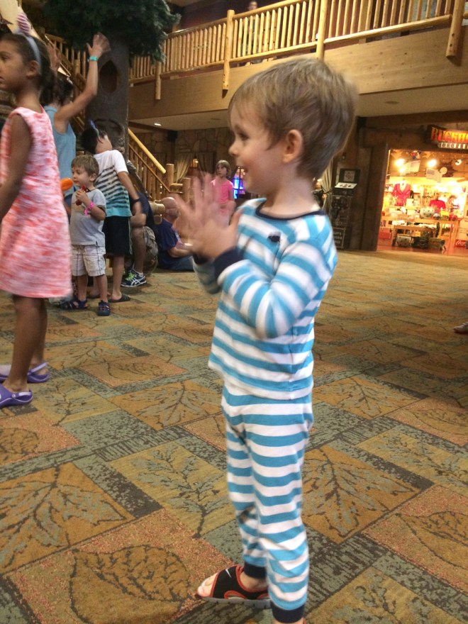 Ok, stomp stomp, clap... 