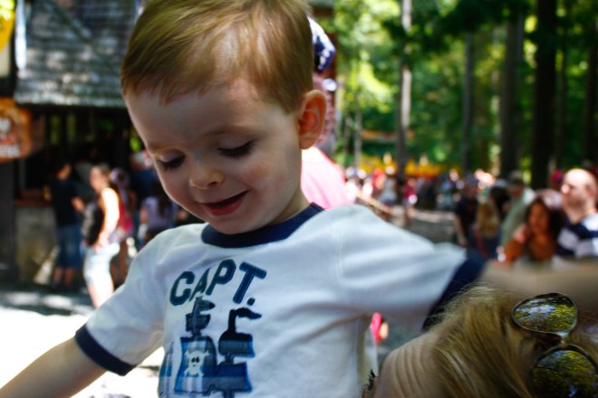 Let me show you a REAL belly dance mommy. 