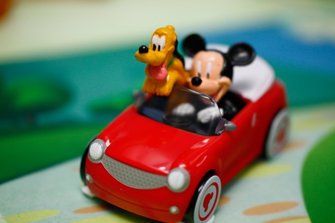 We gotta hurry, Pluto! It's Campbell's birthday.