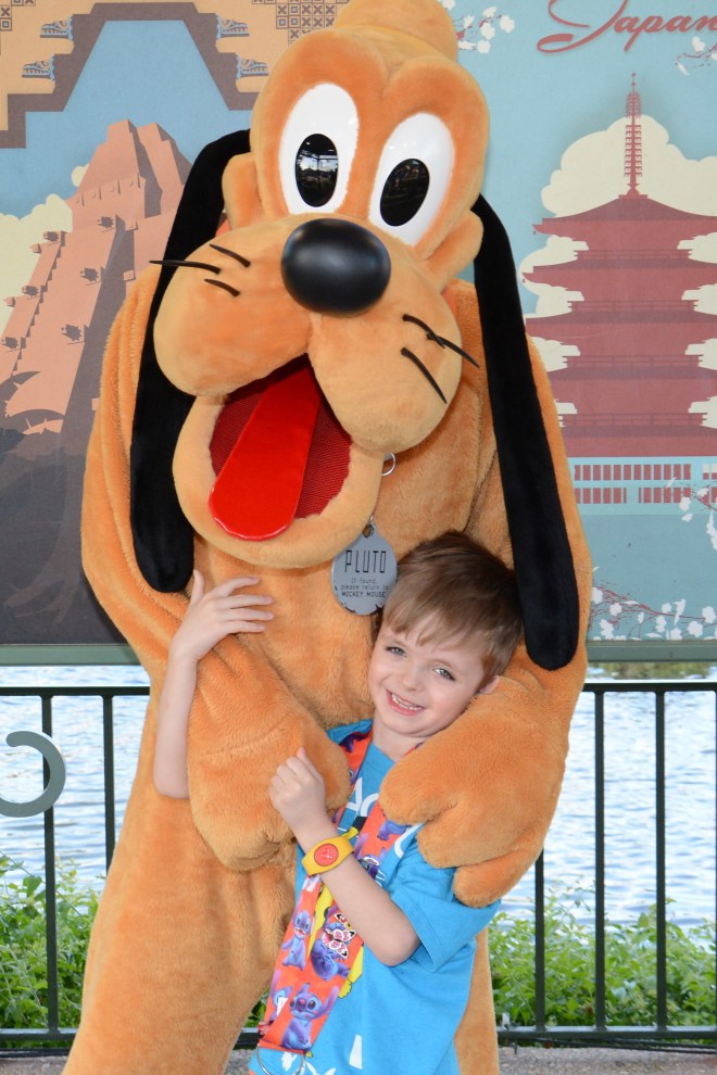 PhotoPass_Visiting_EPCOT_8005191902